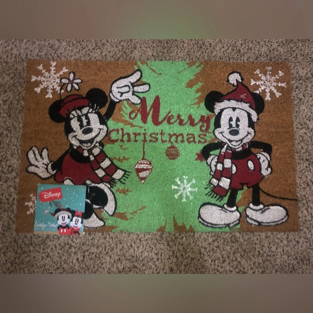 Mickey and Minnie Mouse Christmas Doormat